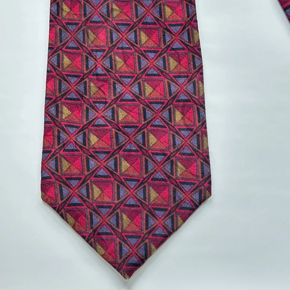 Jhane Barnes Original Fabric Silk Necktie Red Geometric Made in Japan 4x58